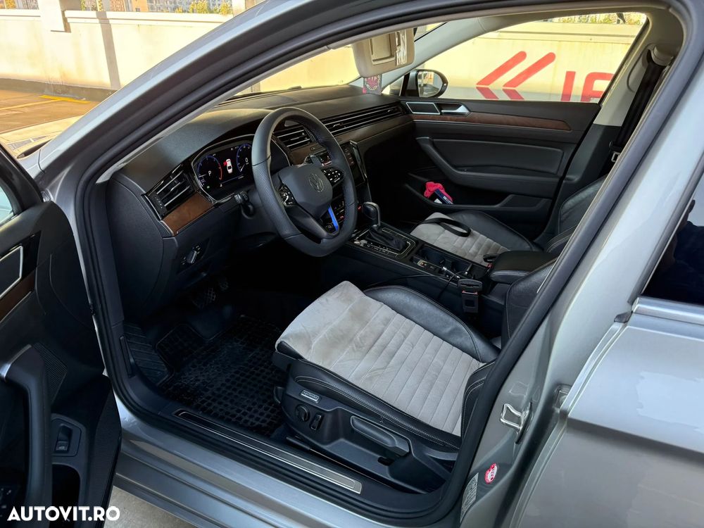 Volkswagen Passat Variant 2.0 TDI DSG 4Motion Highline - 6
