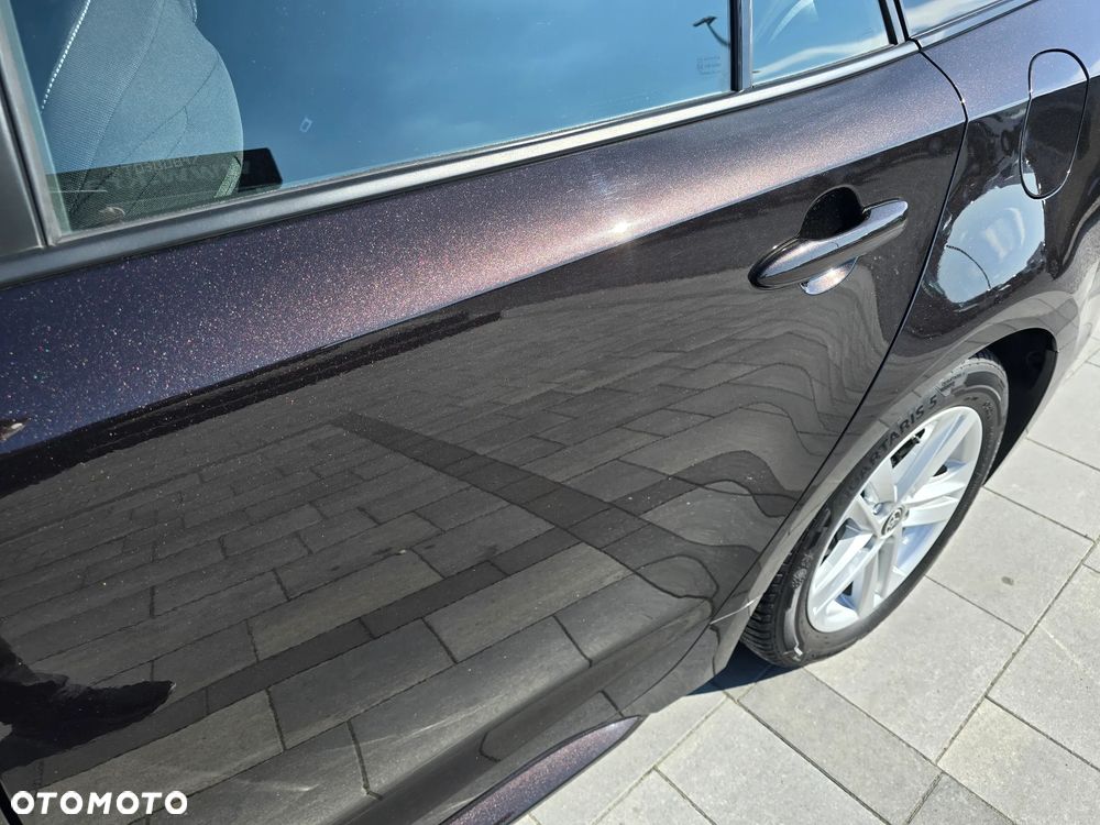 Toyota Corolla ver-1-8-hybrid-comfort - 34