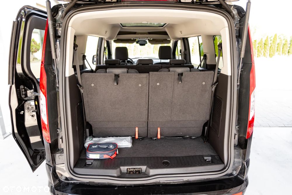 Ford Tourneo Connect Grand 1.5 TDCi Start/Stop Titanium - 19