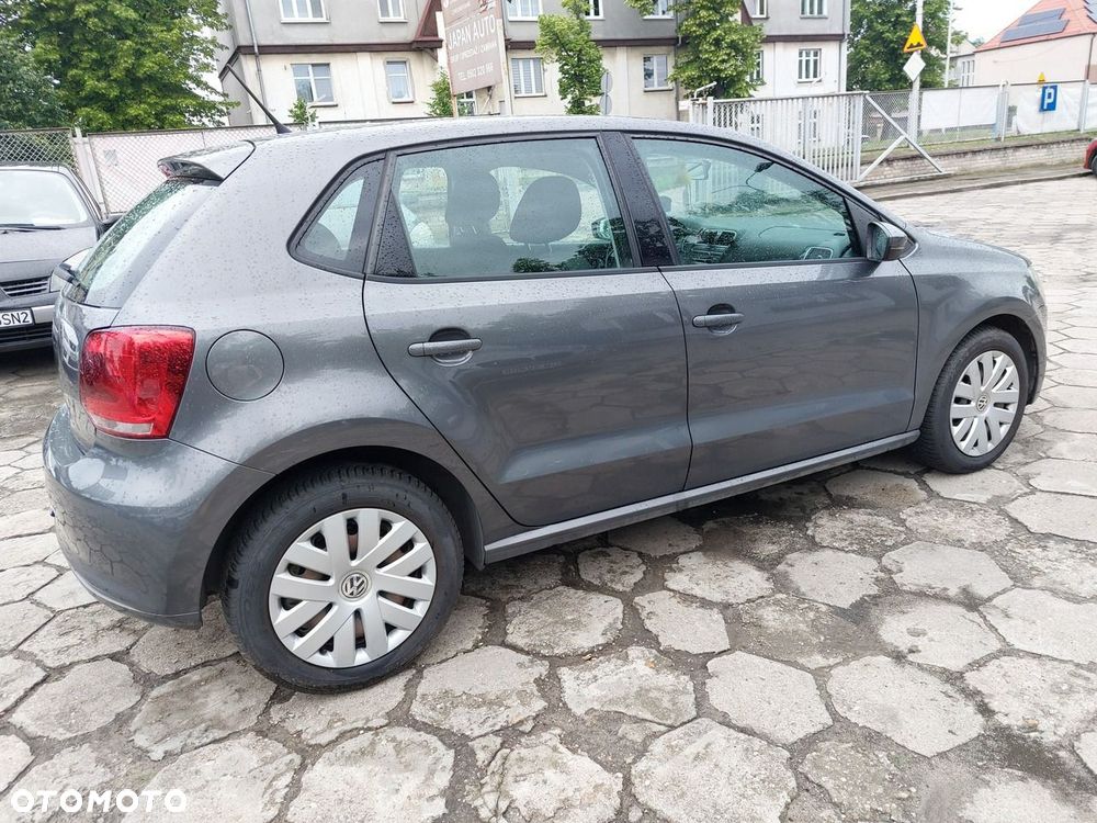 Volkswagen Polo - 8