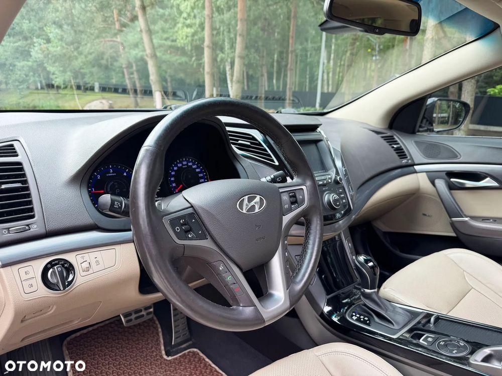 Hyundai i40 Kombi blue 1.7 CRDi DCT Premium - 20
