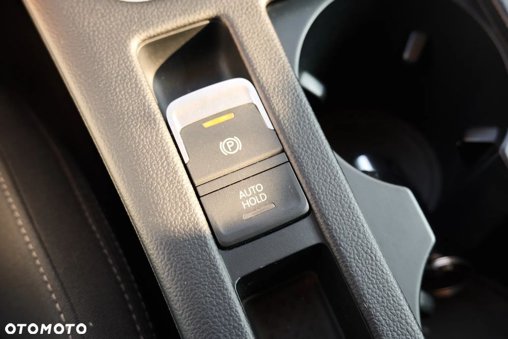 Volkswagen Passat 2.0 TDI BMT Comfortline - 35