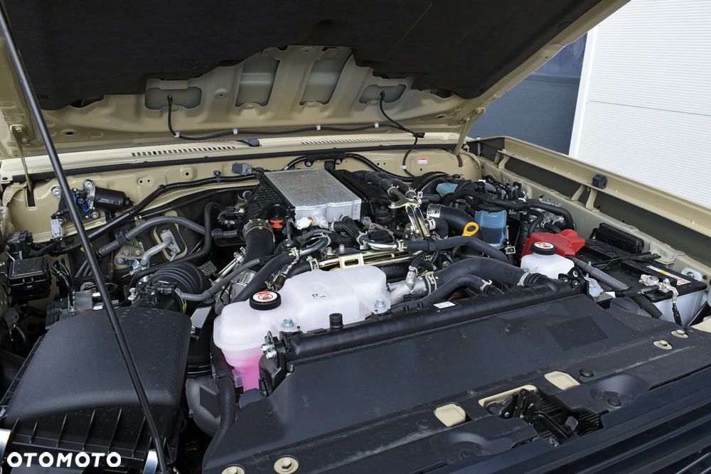 Toyota Land Cruiser 2.8 D-4D Automatik - 32