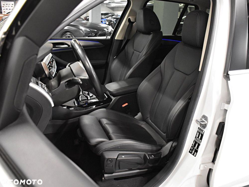 BMW X3 xDrive20d MHEV xLine - 11