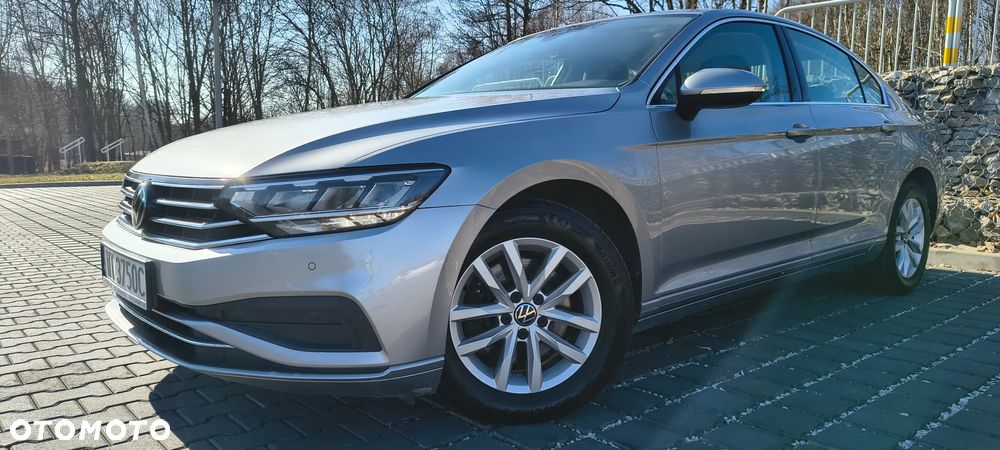Volkswagen Passat 1.5 TSI EVO Business - 1