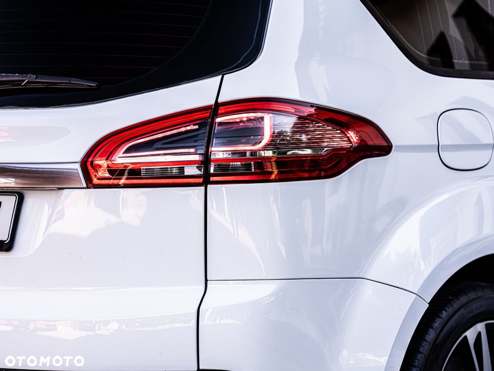 Ford S-Max 2.0 TDCi Titanium - 22