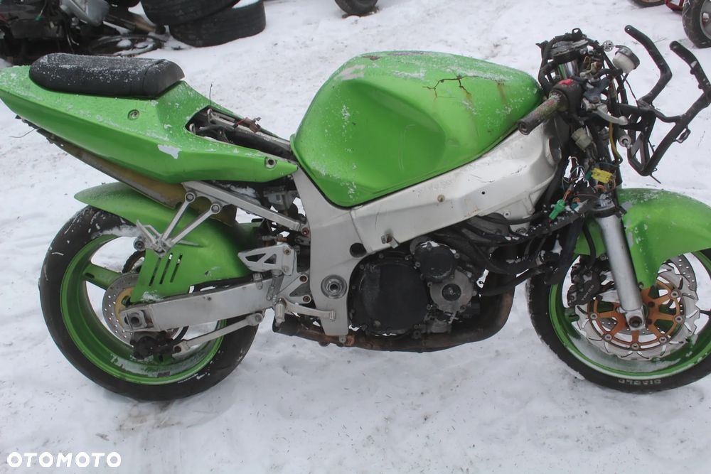 Suzuki GSXR GSX R 600 K1 K2 cały na części lagi silnik stelaż ogon - 3