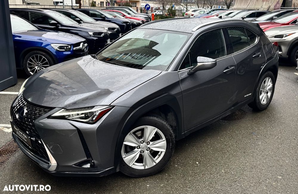 Lexus UX 250h Business Edition - 1