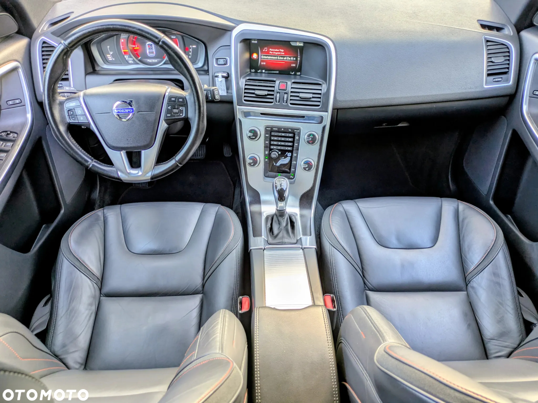 Volvo XC 60 D4 Drive-E Ocean Race - 17