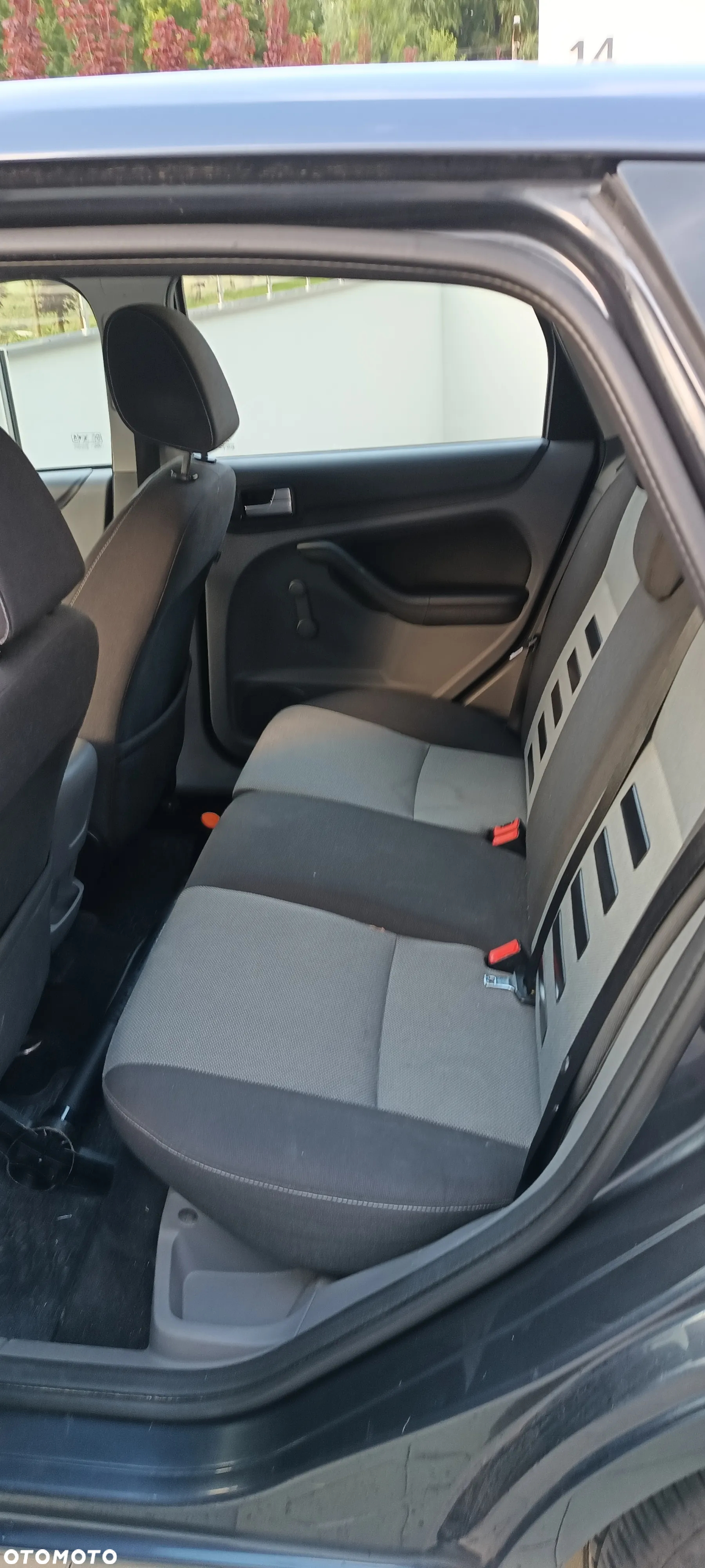 Ford Focus 1.6 Trend - 5