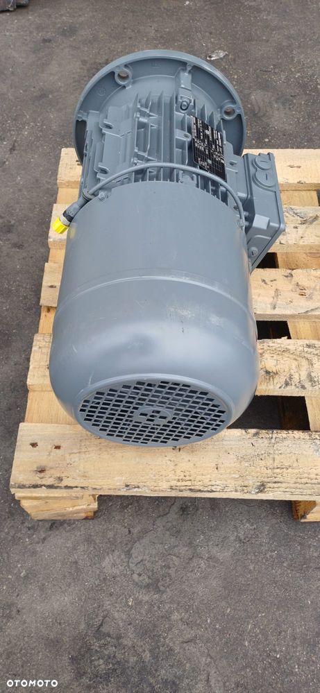 Silnik Elektryczny LENZE MEFEMABI112-22C1C 11kW 120Hz Hamulec Oraz Enkoder - 3