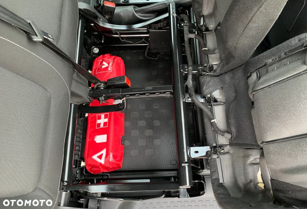 Renault Trafic - 28