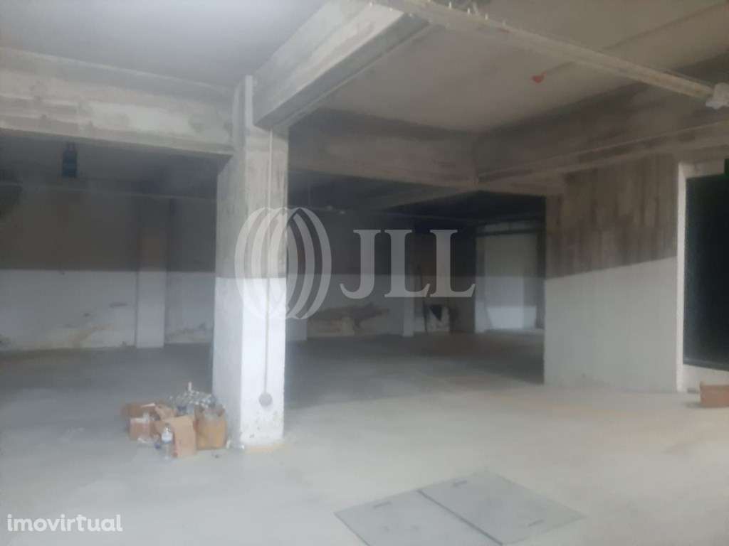 Armazém em Faro, Algarve - Grande imagem: 2/15