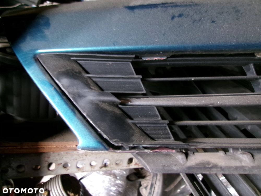 ATRAPA GRILL TOYOTA YARIS III  11-14 - 2