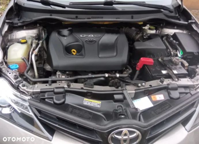 Toyota Auris 1.4 D-4D Active - 13