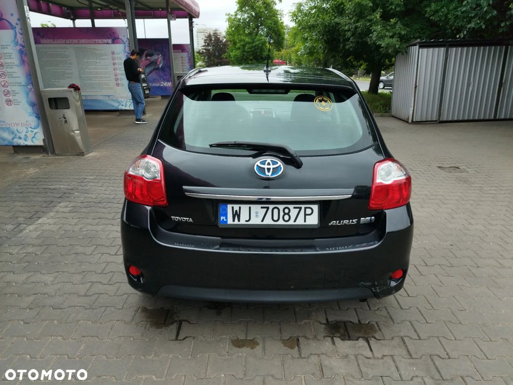 Toyota Auris - 4