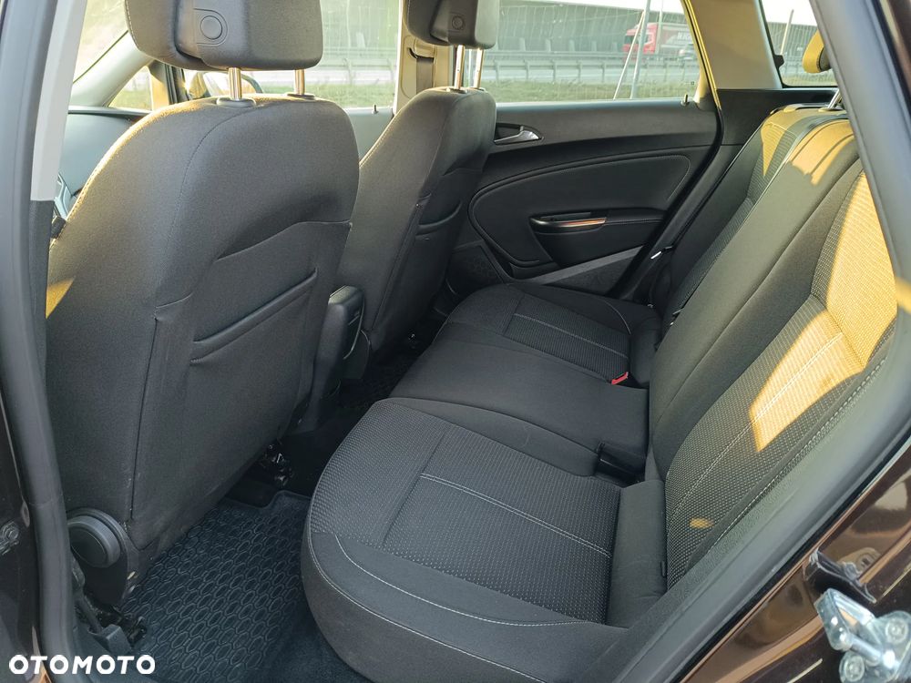 Opel Astra 1.4 T Edition 150 - 15