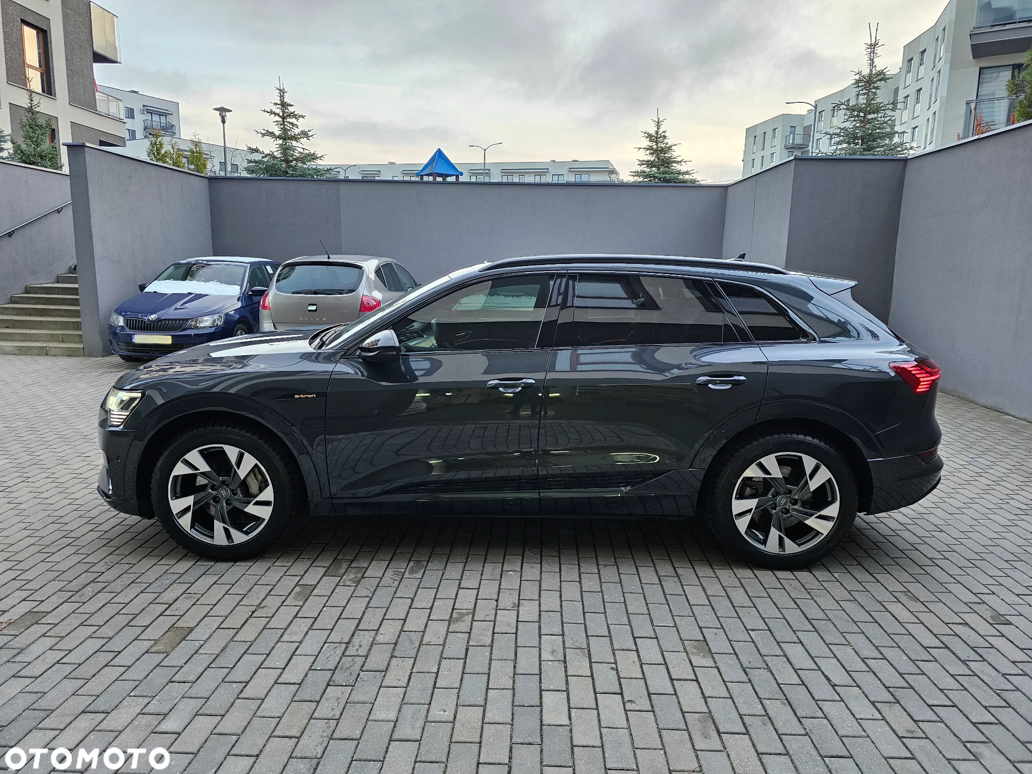 Audi e-tron 55 Quattro S Line - 9