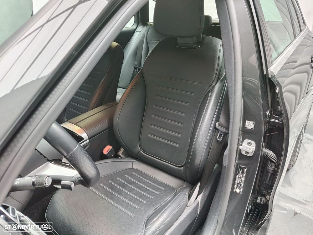 Mercedes-Benz C 300 e - 14