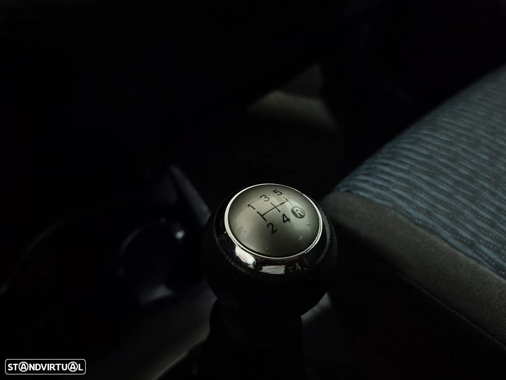 Toyota Yaris 1.0 VVT-i Comfort+P.Style - 15