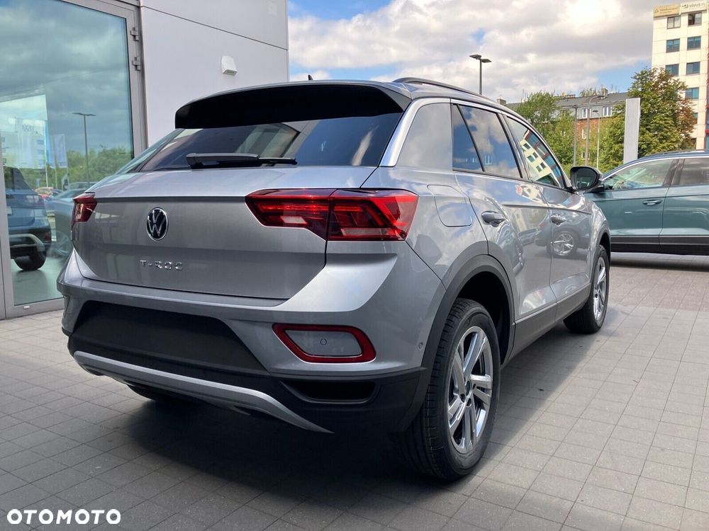 Volkswagen T-Roc - 9