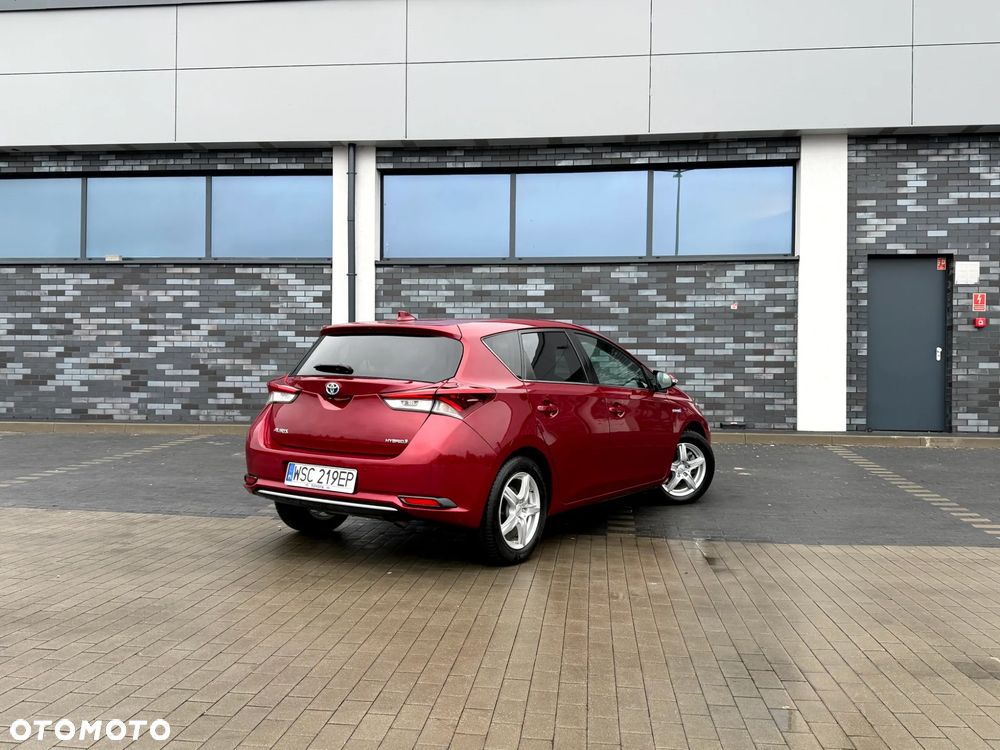 Toyota Auris Hybrid 135 Premium - 8
