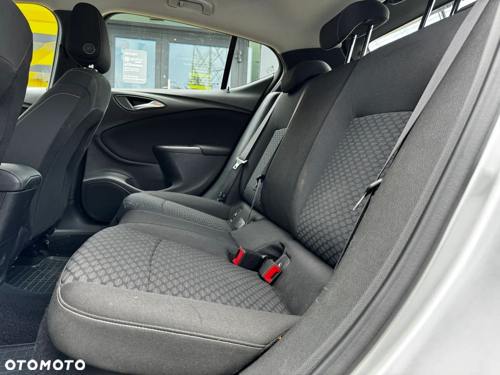 Opel Astra V 1.4 T Enjoy - 9