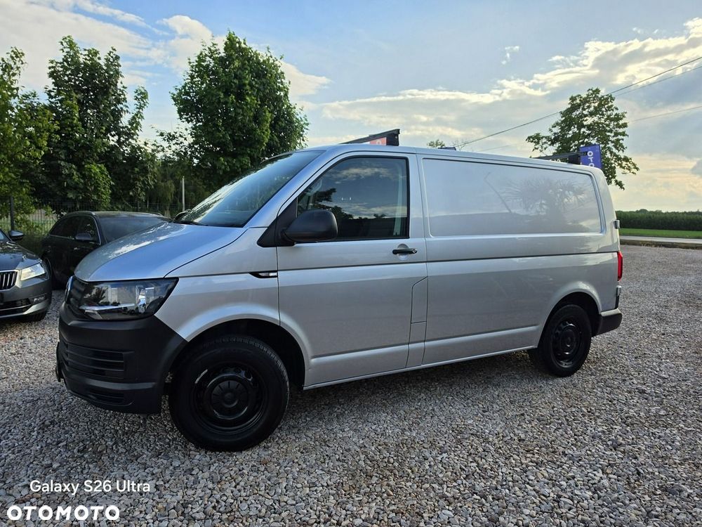 Volkswagen Transporter - 18