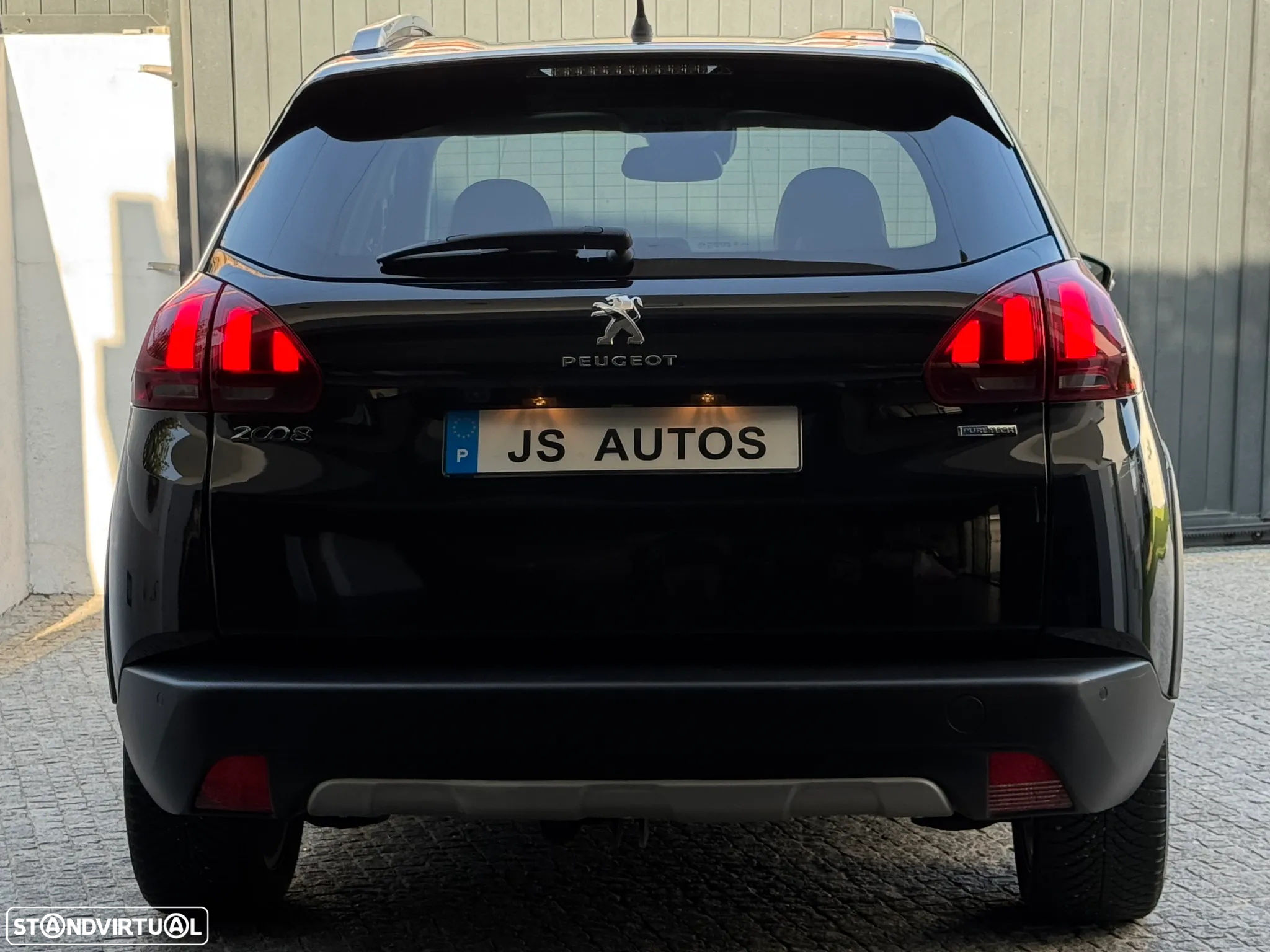 Peugeot 2008 1.2 PureTech Allure Grip Control - 4