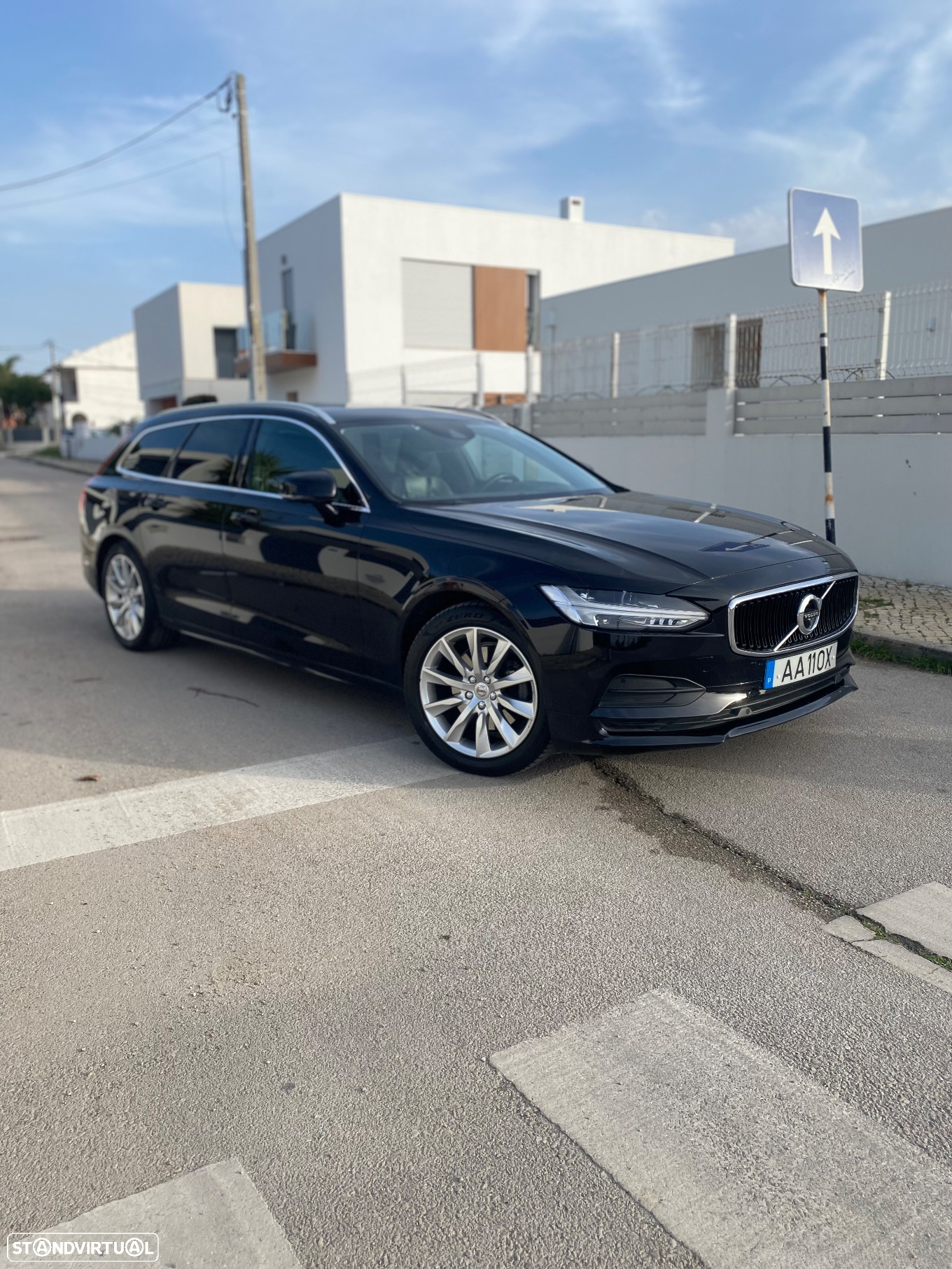 Volvo V90 2.0 D4 Momentum Plus Geartronic - 5