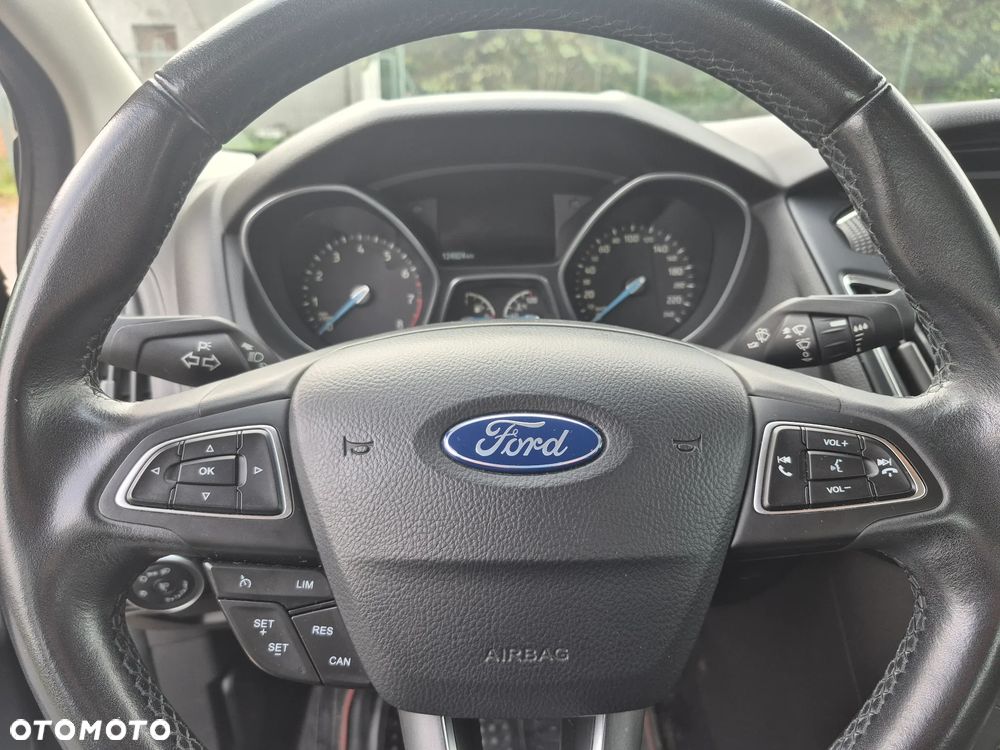 Ford Focus - 10