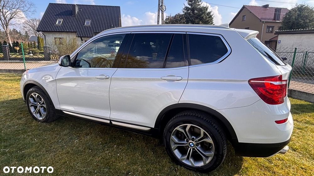 BMW X3 xDrive20d - 11
