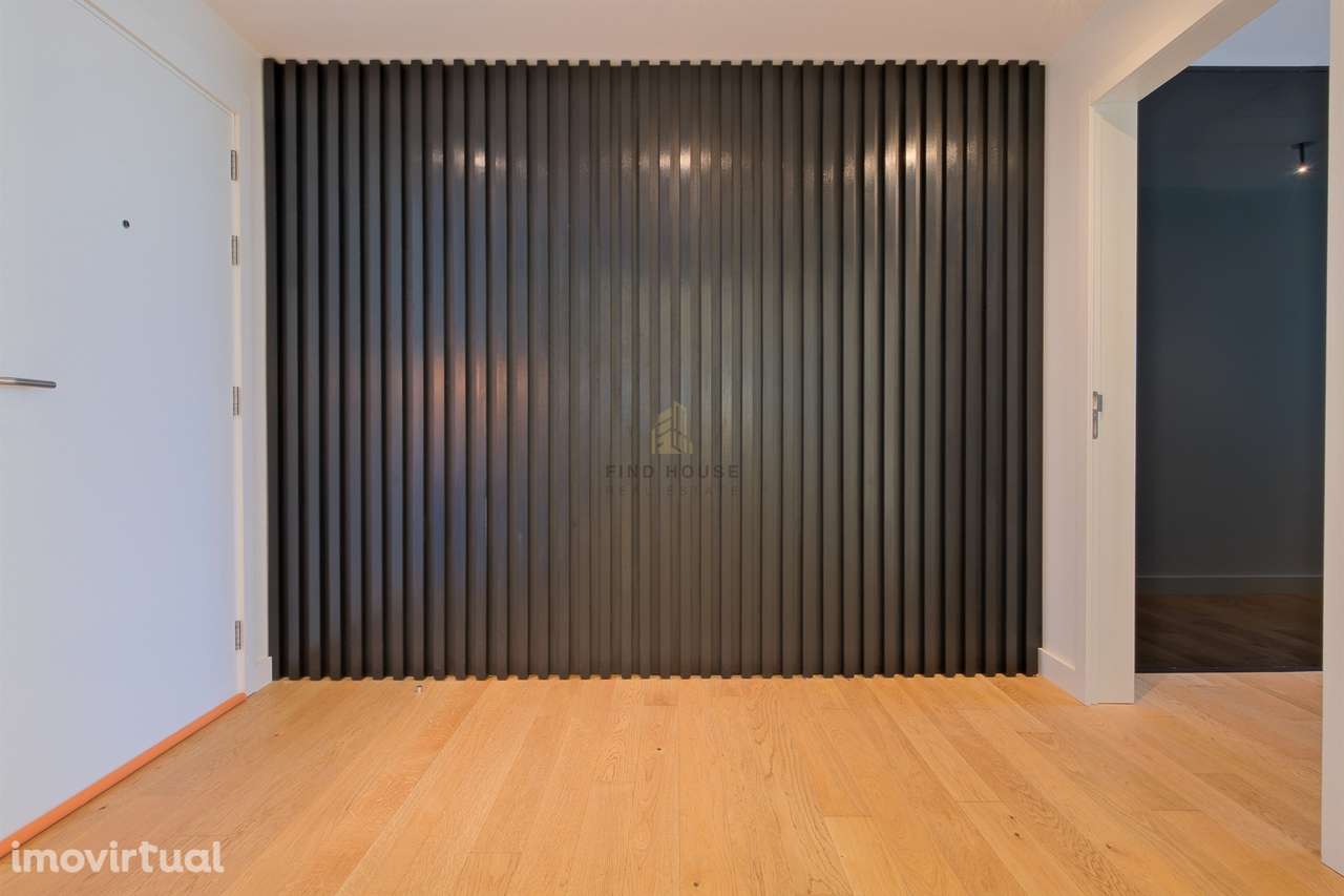 Arrenda-se T1 mobilado, com garagem e frente de Rio na Afurada, Vila N - Grande imagem: 5/46