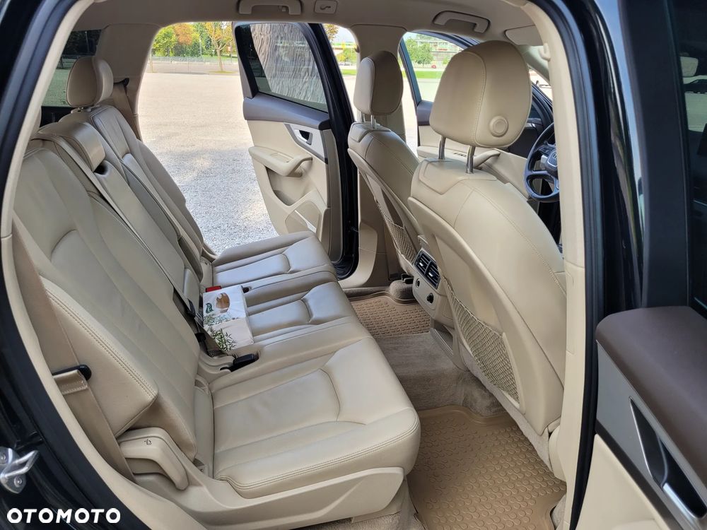 Audi Q7 - 18