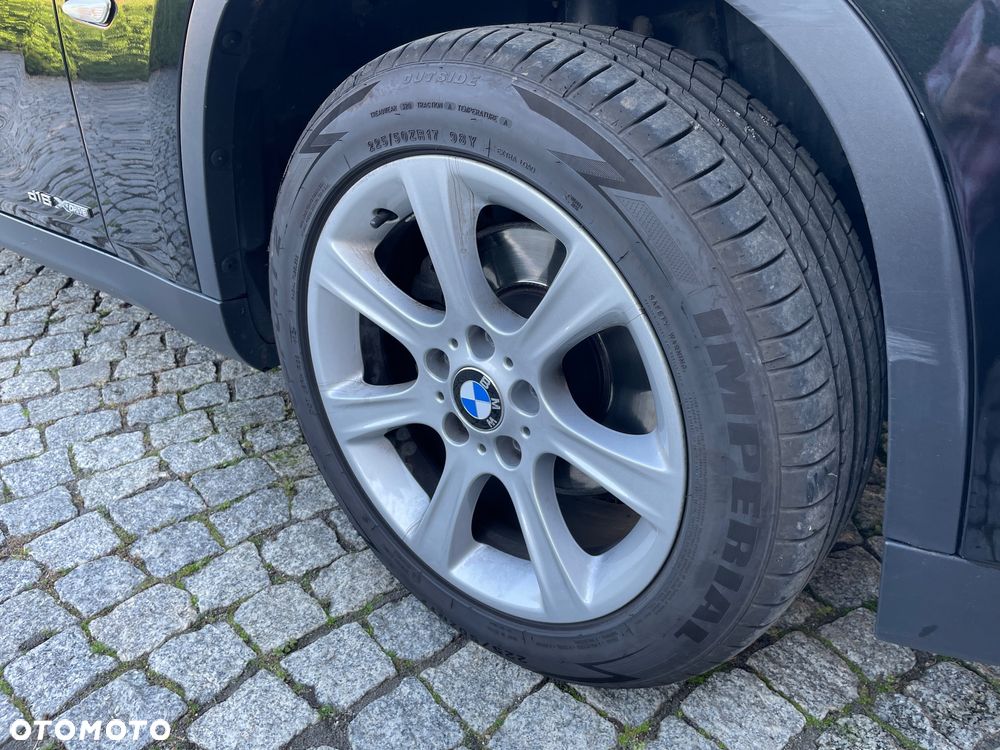BMW X1 xDrive18d xLine - 9