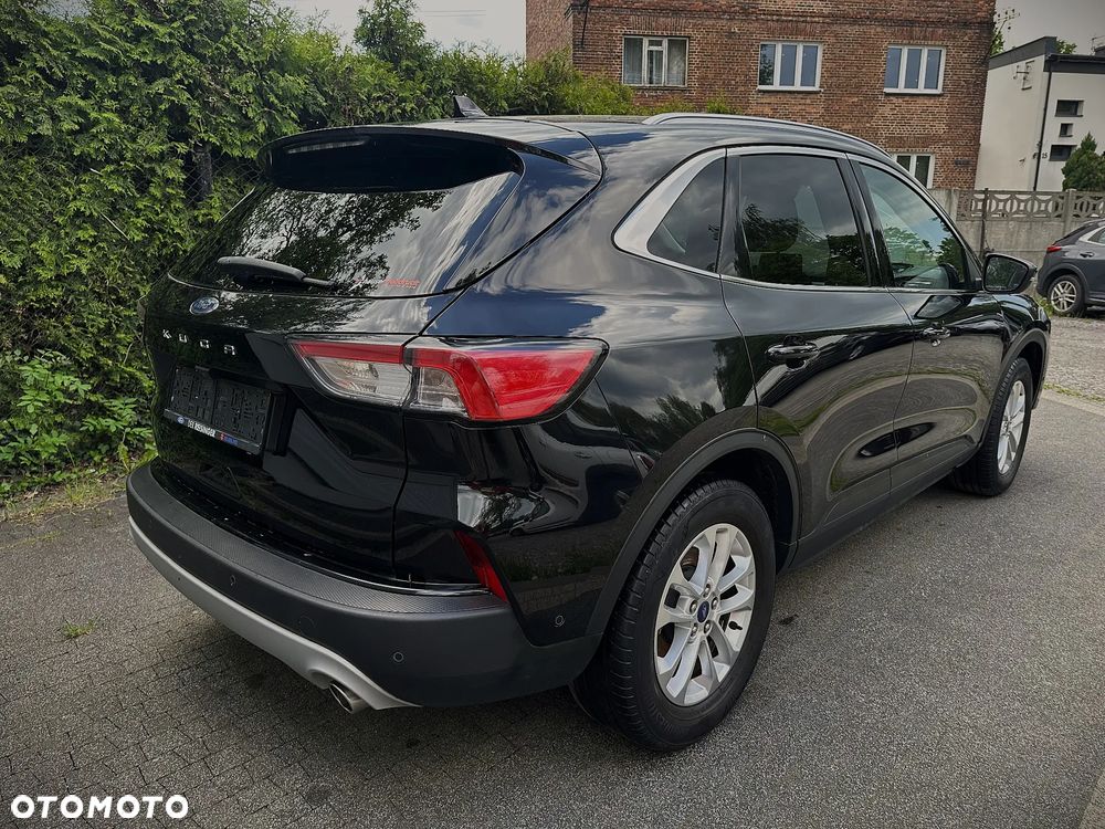 Ford Kuga 1.5 EcoBoost TITANIUM - 5