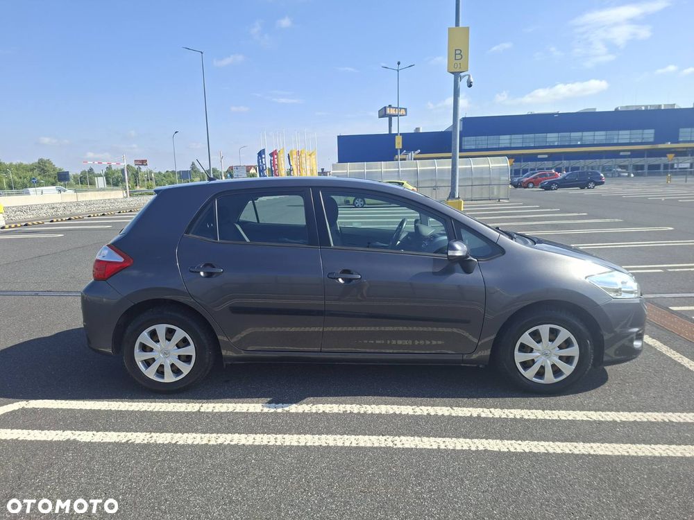 Toyota Auris 1.33 VVT-i Active - 11