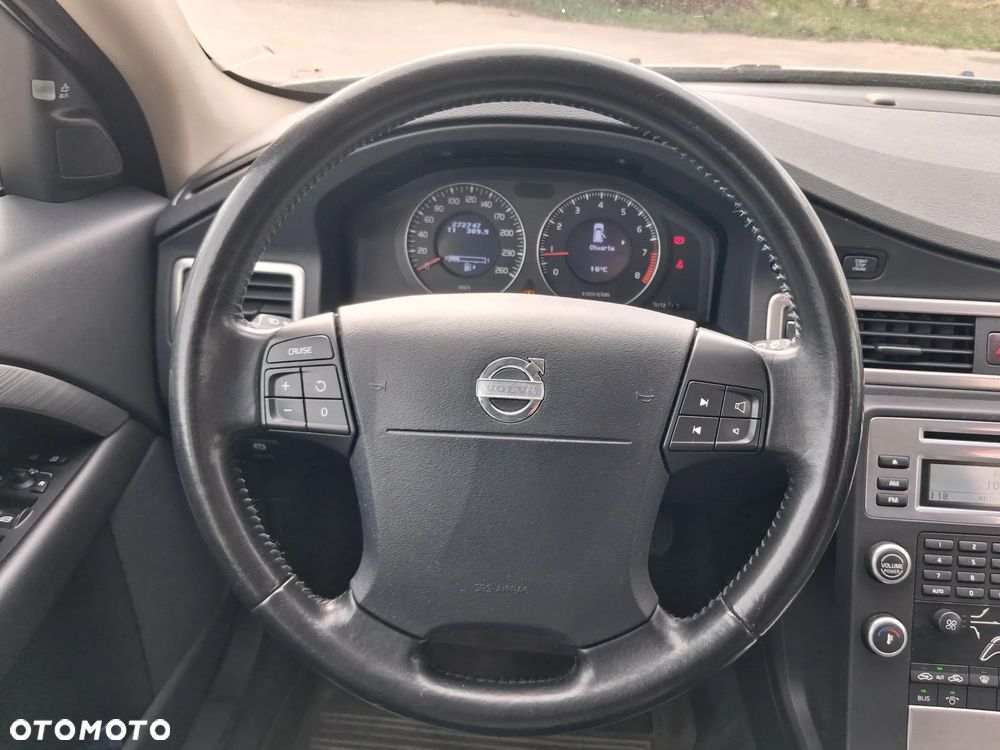 Volvo V70 - 23