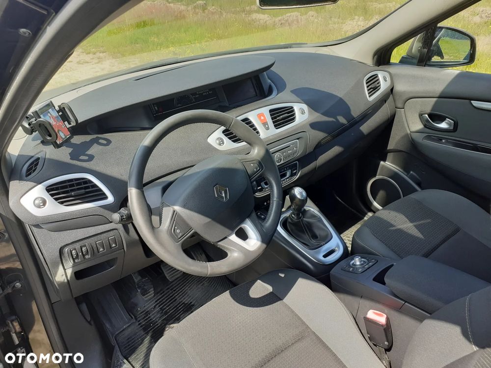 Renault Scenic - 5