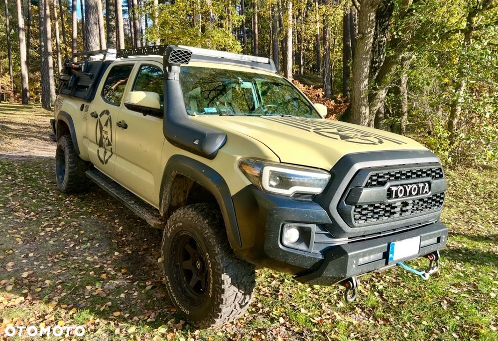 Toyota Tacoma - 6