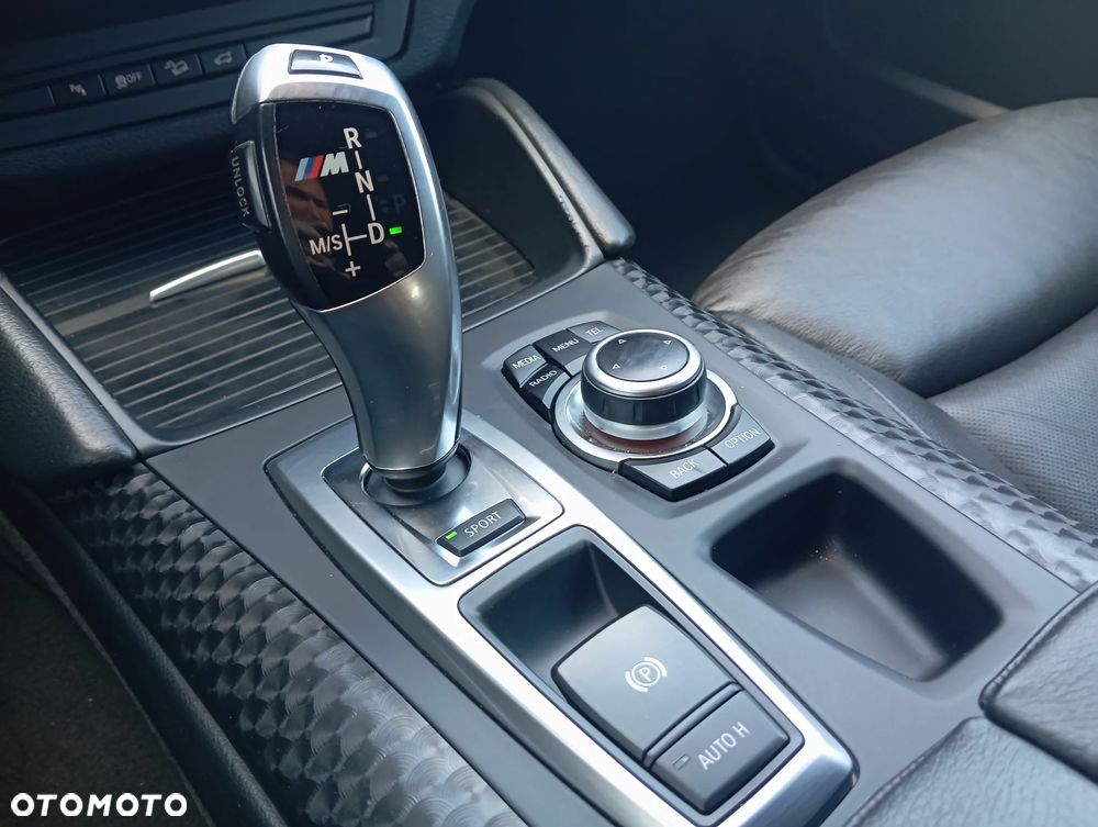 BMW X6 xDriveM50d - 11