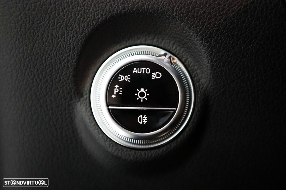 Mercedes-Benz C 300 de AMG Line - 19