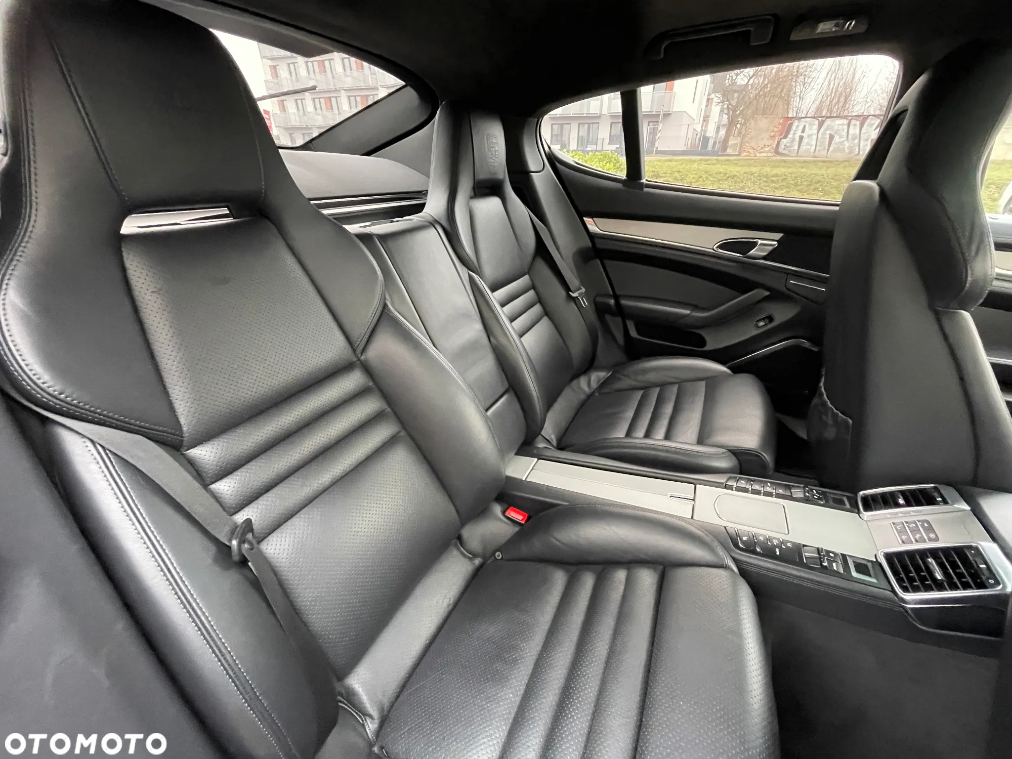 Porsche Panamera Turbo - 27