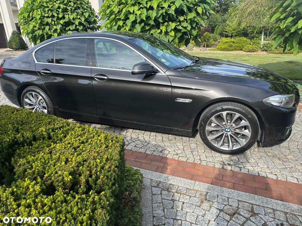 BMW Seria 5 520d Luxury Line - 3
