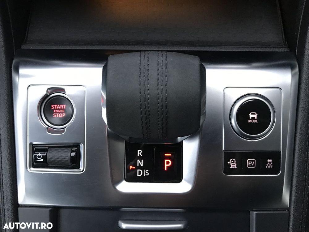 Jaguar F-Pace P400e AWD HSE - 34