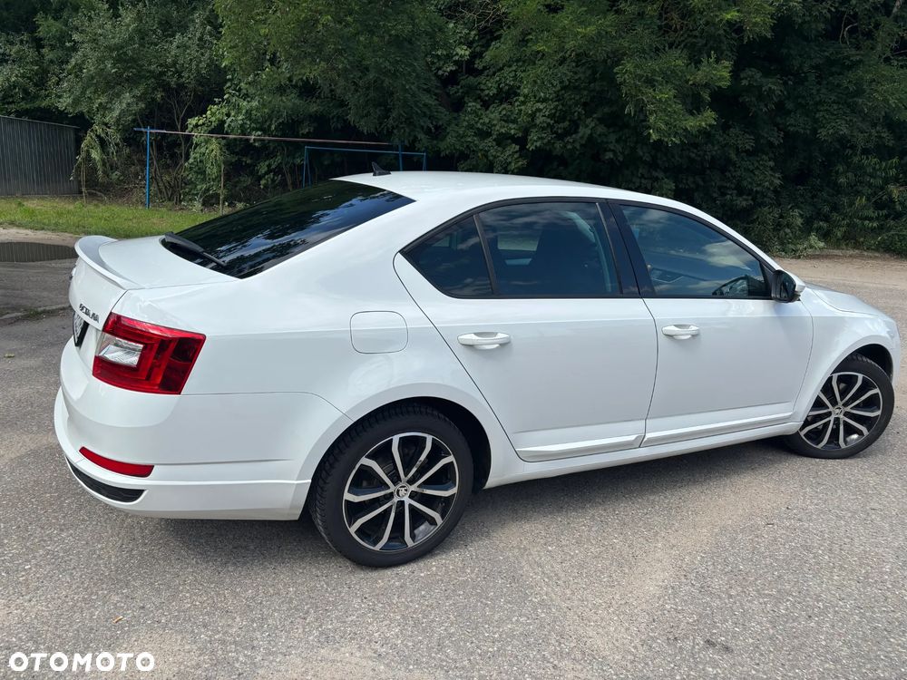 Skoda Octavia 2.0 TDI Style - 6