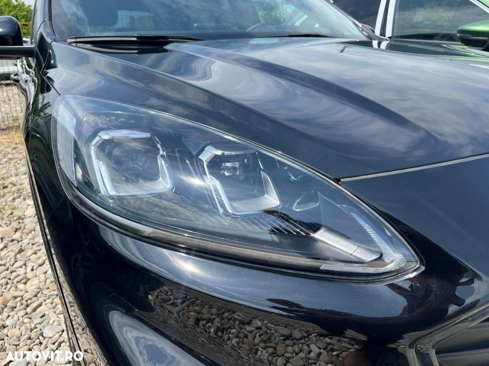 Ford Kuga - 11