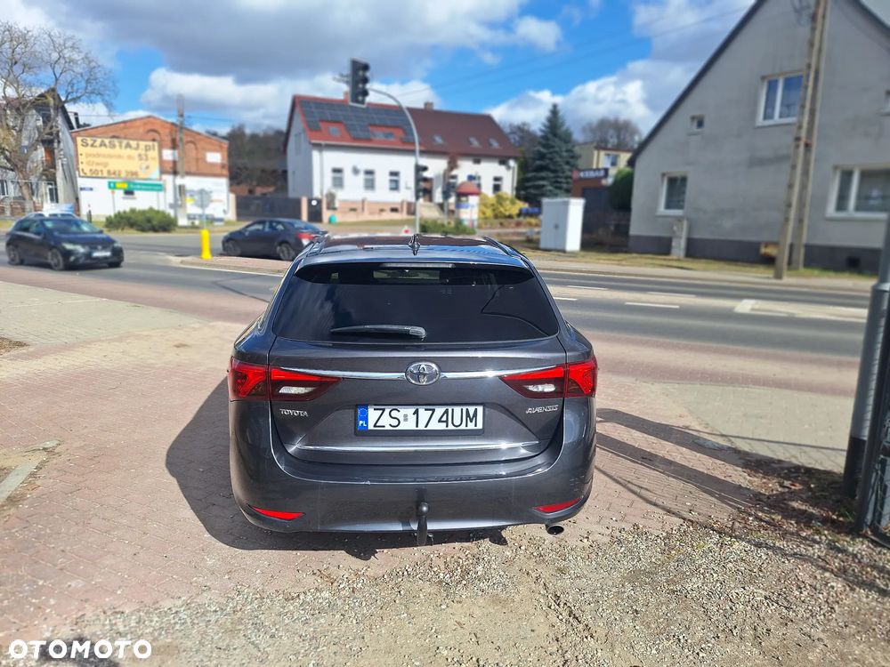 Toyota Avensis 2.0 D-4D Active Business - 12