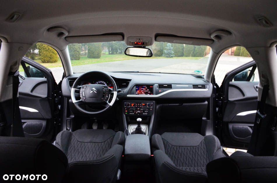 Citroën C5 2.0 HDi Attraction - 32