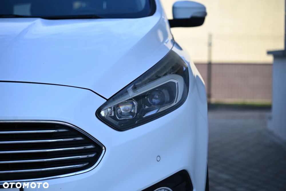 Ford S-Max 2.0 TDCi 4WD Titanium PowerShift - 4